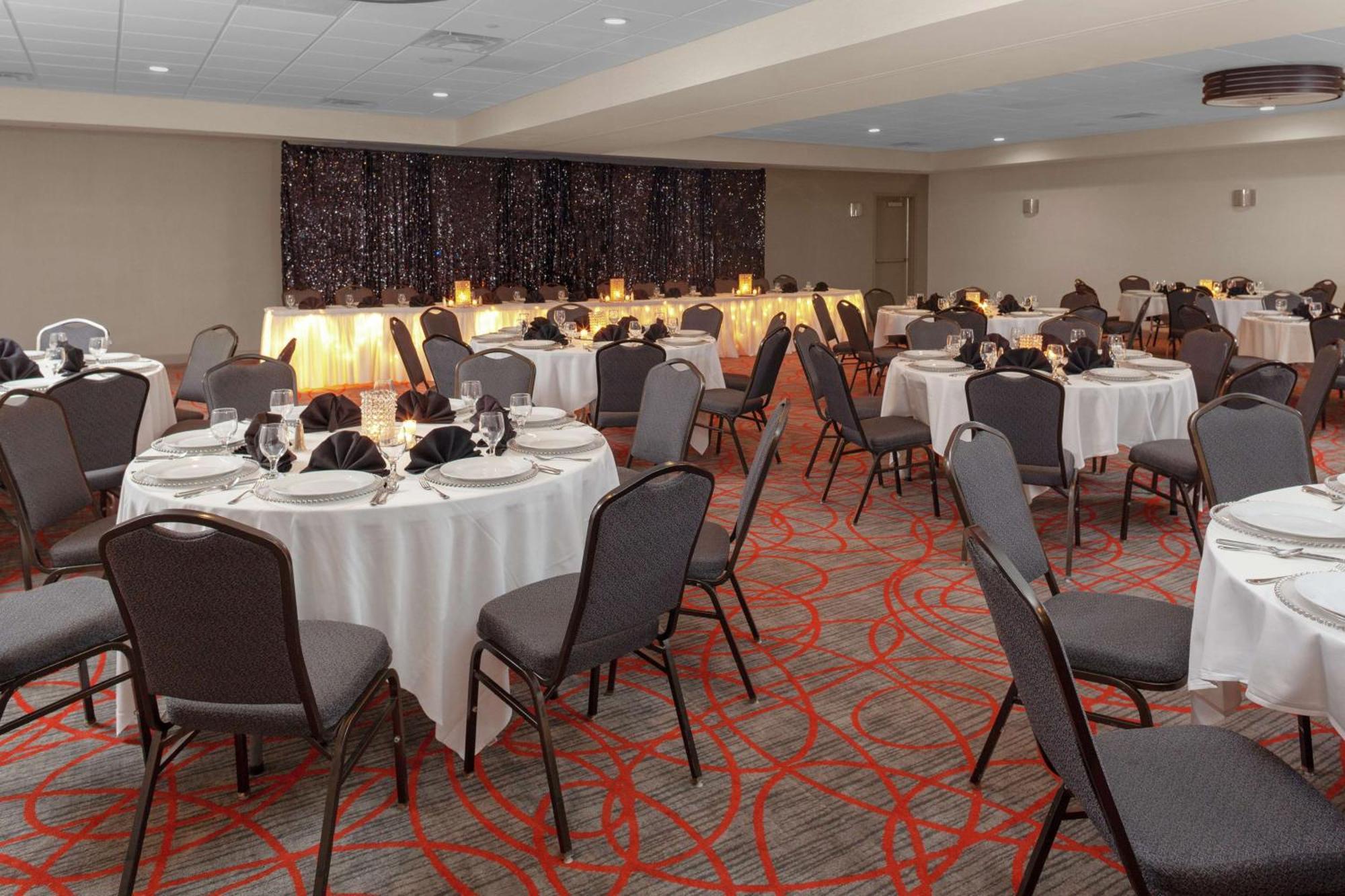 Doubletree Suites By Hilton Dayton/Miamisburg Buitenkant foto